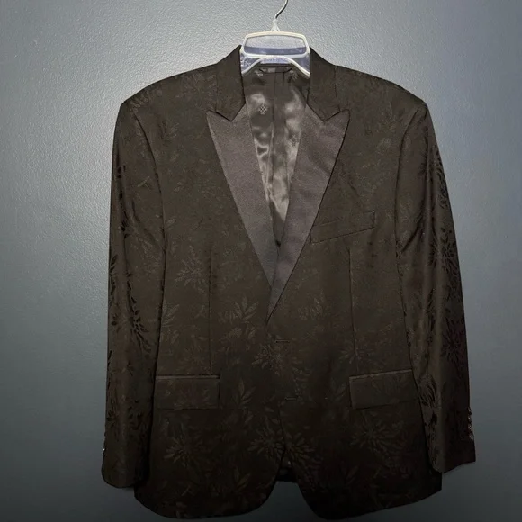 Ryan Seacrest Distinction Black Floral Blazer